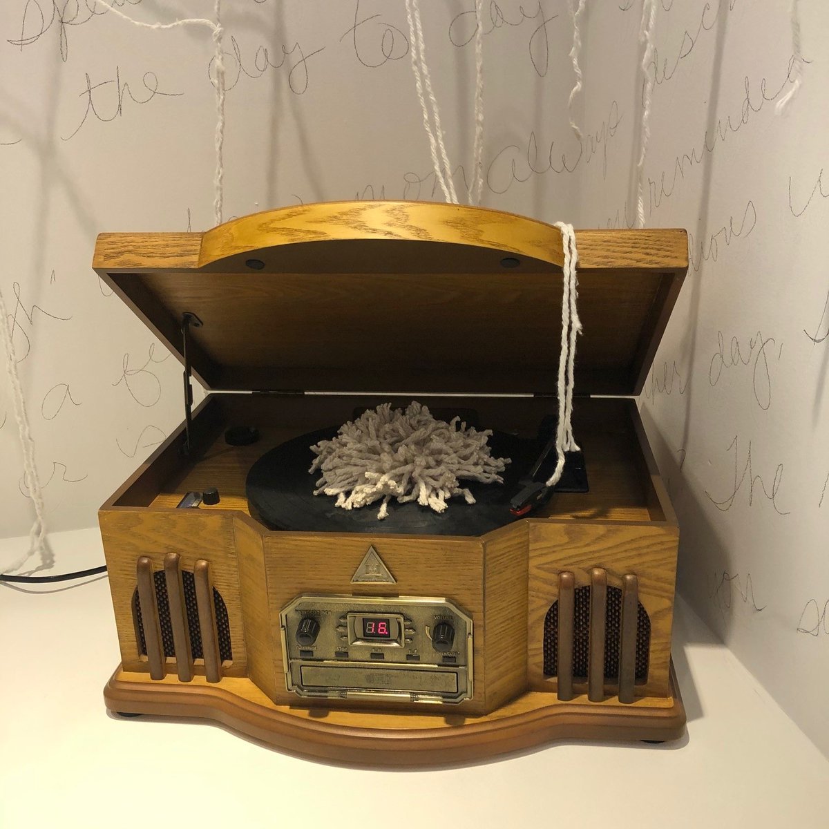 GuardianFAS's tweet image. Have you seen the #DearRuthProject at @SaintKateArts hotel?  It is one of several thought provoking exhibitions currently on view.