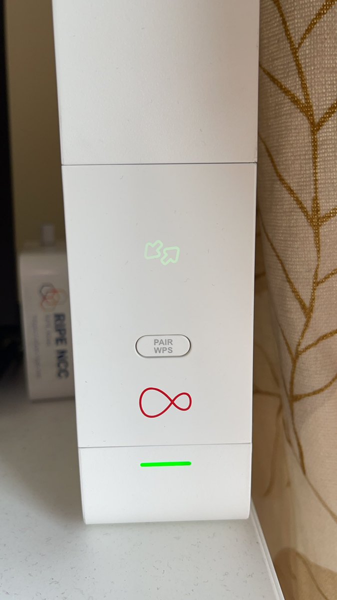 abmartinr's tweet photo. @VirginMediaIE The 2 arrow one is just blinking. Note that I am using the router as modem so it should just be purple. https://t.co/b6BX8JPmxt