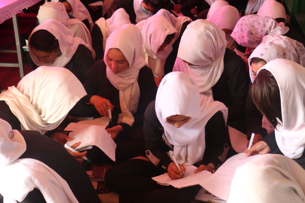 NMA2021's tweet photo. The Mobile Museum educational program implemented in Markaz girls high school in Bamiyan province. https://t.co/s6z8RYYNXo