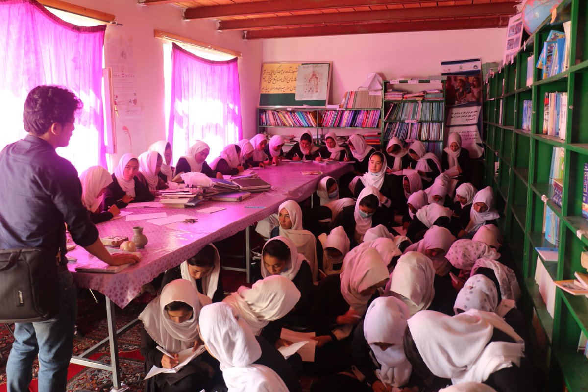 NMA2021's tweet photo. The Mobile Museum educational program implemented in Markaz girls high school in Bamiyan province. https://t.co/s6z8RYYNXo