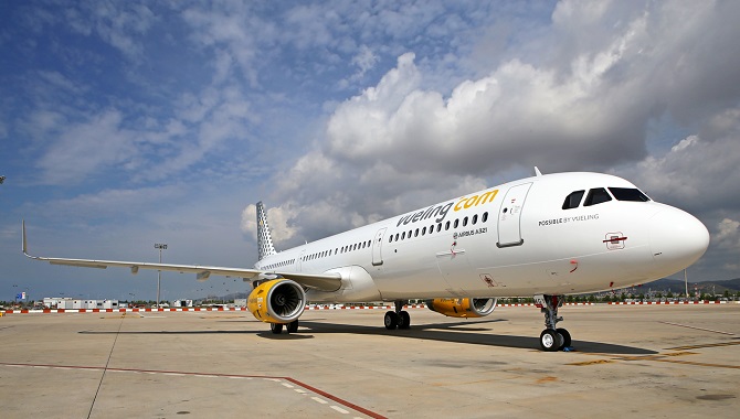 Au départ de <a href="/Aeroport_BOD/">Aeroport de Bordeaux</a> Bordeaux, la compagnie espagnole <a href="/vueling/">Vueling Airlines</a> prépare la saison estivale en augmentant la fréquence de ses vols à destination de Barcelone (3 vols par semaine ce mois-ci, un vol quotidien en juillet) et de Palma de Majorque (2 vols par semaine en juillet).