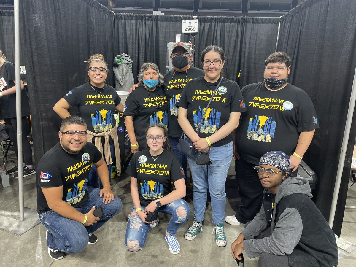 2969_Aftermath's tweet photo. Ended Day 1 at 17! Climbing the ranks after two matches this morning  to 13! 6 more matches to go!! Special thanks to our sponsor @SAISDFoundation! We are here to represent @SAISDSamHouston @SAISDCTE 💚🤖🧡 https://t.co/j6zOJLUOcy