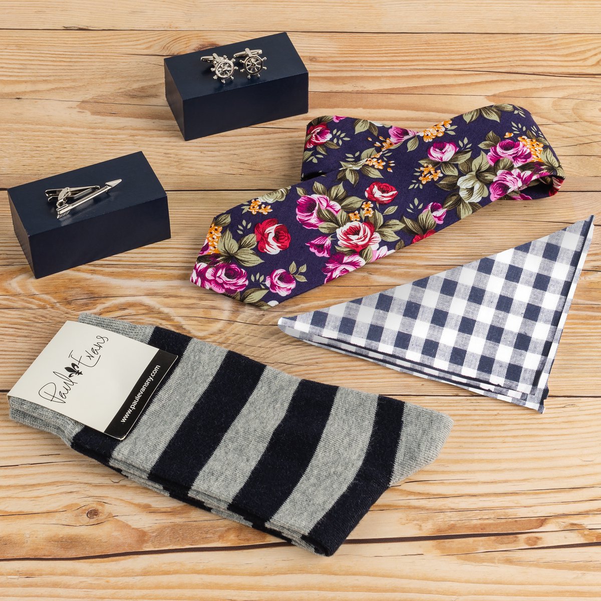 Need some positive energy? How about some dapper accessories to get you feeling jumpstarted? 😎 Introducing The GOOD VIBRATIONS Box! It has all of your design essentials, with some uniquely made pins and cufflinks. Get yours before it’s gone! bit.ly/2PgsPsU