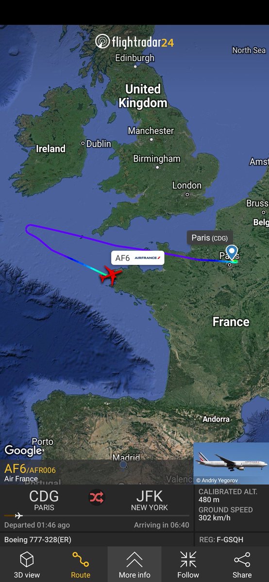 Plane7700's tweet photo. Emergency
7700
#AF6 Air France
CDG ➡️ JFK https://t.co/VVCjSQBCxw
