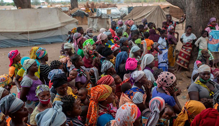 Mozambique: Nearly 800,000 have fled brutal and advancing Islamic jihadis wp.me/p4hgqZ-XFf