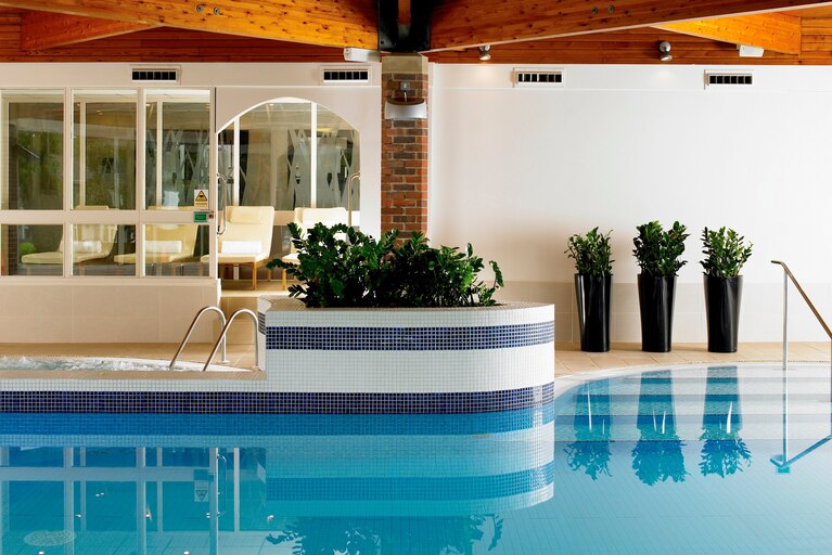 York Marriott Hotel tweet media