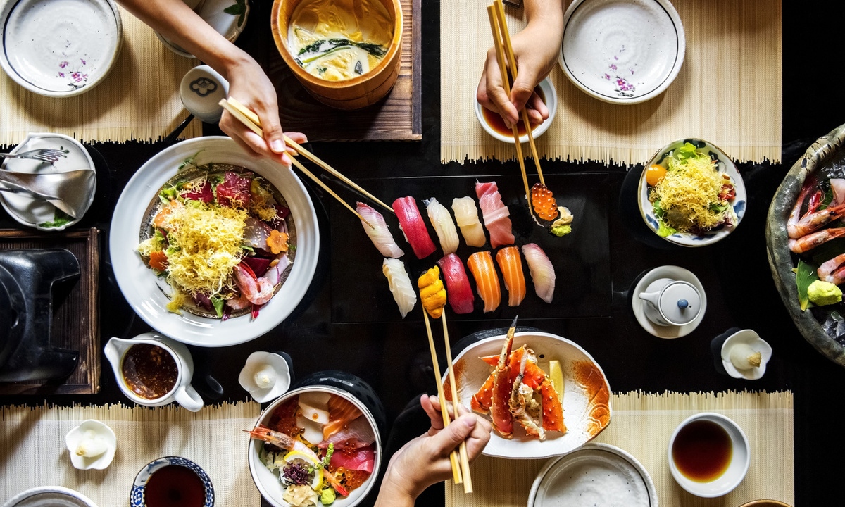 SozaiUK's tweet photo. Sushi kits being sent off to our Corporate Clients!  

Get in touch if you want a super fun and unique way to get together with your work colleagues online... Online Japanese Cooking Classes sure beat the standard morning Zoom calls!

https://t.co/hcPoAyXORC

#corporateevents https://t.co/JTdzOZnl4q