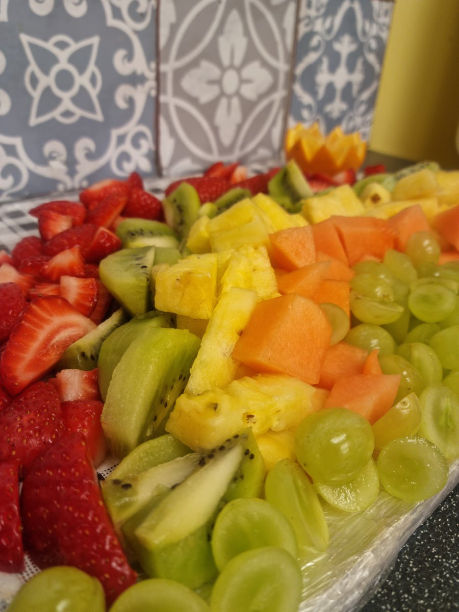 Abercorn_HH's tweet photo. The tree is growing with our taste the rainbow challenge today.
@AbercornSchool @rebeccasenior77 @melrahaman @sallyrosehaines @sallynutrition @holroydhowe @FoodafactoflifeBNF @BNFEvents #BNFHEW21. https://t.co/cYz3TIdz2v