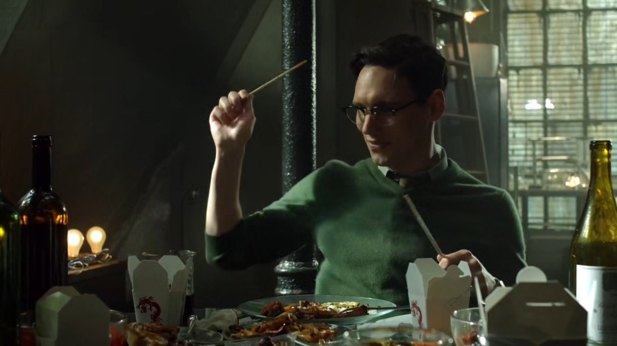 alekstraordinar's tweet photo. These bitches are three bottles of wine into this dinner they're on a DATE 😭 https://t.co/SiTRpceghu