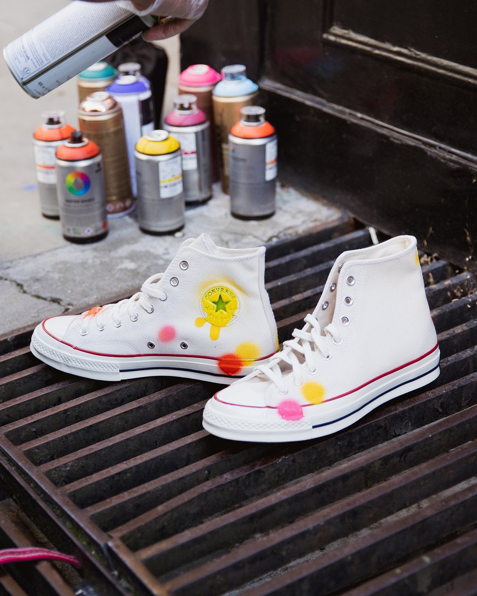 Footpatrol_ldn's tweet photo. Alongside our latest Communi T with @RobiWalters, Robi will also be raffling off a hand-painted series of 1 of 5 custom Footpatrol T-shirts and 5 pairs of Converse with proceeds going to @WeAreGrow___. Stay tuned for more info! #FPCommuniT #CommuniT #RobiWalters #Streetwear https://t.co/9MVdgKy8Nd