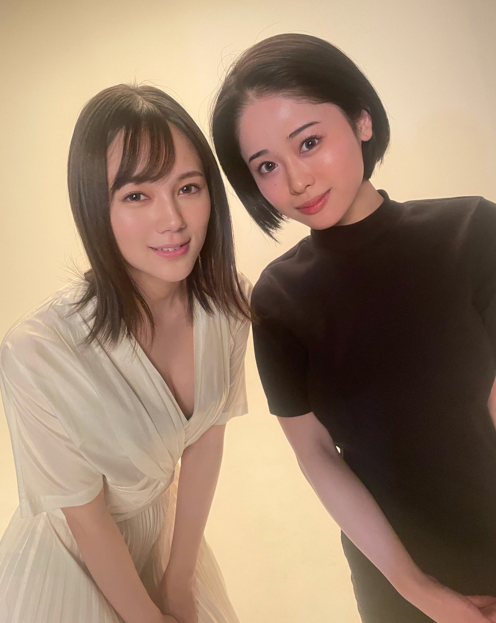 Minamo 今日実は推しの涼森れむ様にお会いできましてツーショットまで撮っていただきました 感無量です スギィ 光のヴェールをまとっておられました 女神を見てしまい目が潰れました ぁん 本当にありがとうございました T Co