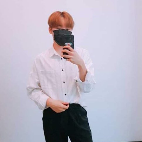 HocusBoocus's tweet image. we going on a date 

#SEVENTEEN #CSD #CaratSelcaDay #seungkwan @pledis_17