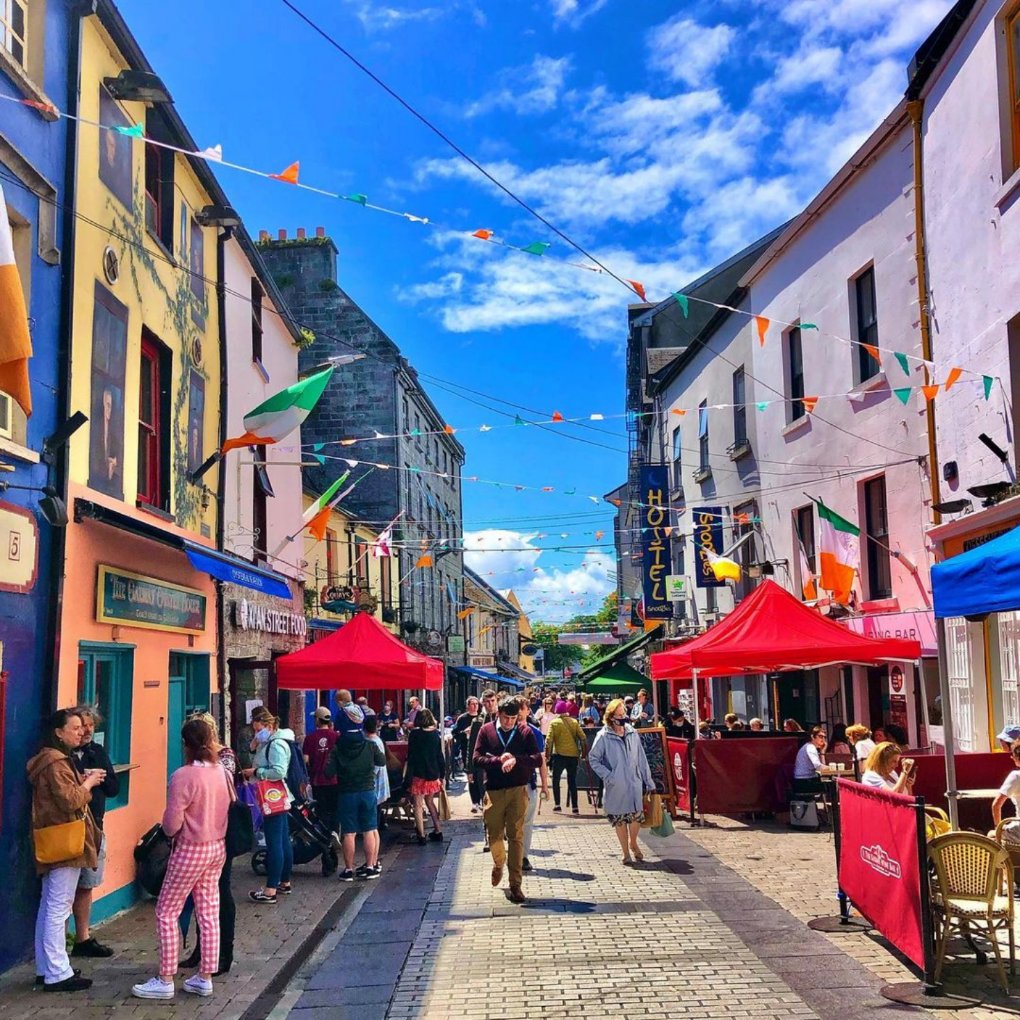 So who's coming to Galway? 🙋‍♂️💯😍💙

📸 Patrick Tansey, IG / vtanz84
📌 Galway, Ireland

#WishYouWereHere #SunnyDay #Buzzing #Fun #LoveGalway #WhenWeTravelAgain #ComeHere #QuayStreet #Galway #Ireland #VisitGalway
