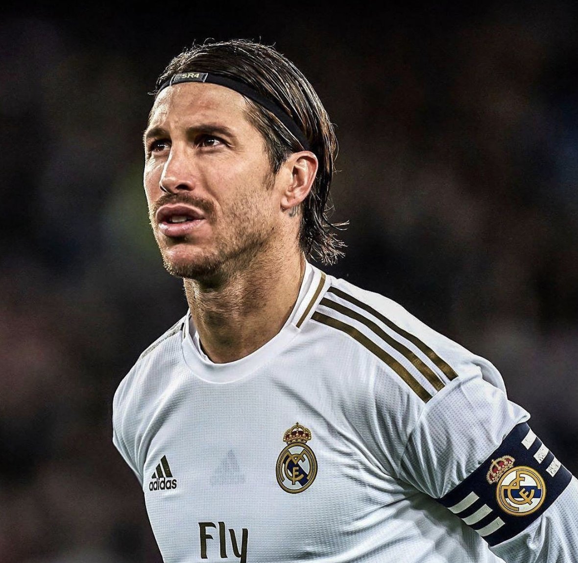 InvictosSomos's tweet photo. Sergio Ramos con el Real Madrid:

▪ 16 años.
▪ 671 partidos.
▪ 101 goles.
▪ 5 títulos de Liga.
▪ 4 Champions League.
▪ 2 Copas del Rey.
▪ 4 Supercopas de España.
▪ 3 Supercopas de Europa.
▪ 4 Mundiales de Clubes.
▪ Capitán.

Por siempre en la historia.

LA LEYENDA SR4. https://t.co/iAZgcwjqRA