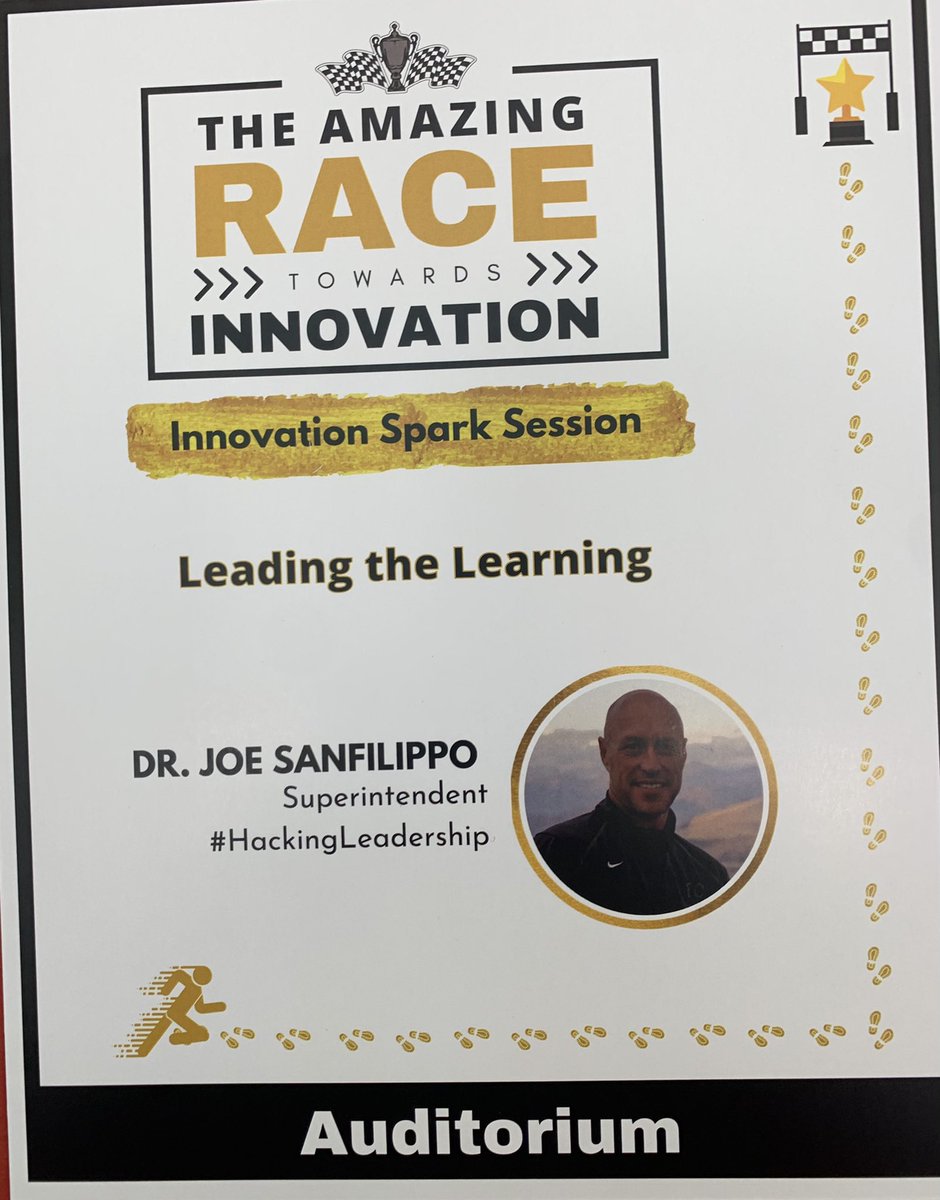 I knew the line would be long afterwards, so our team got in with THE @Joe_Sanfelippo before the session! We are #hackingleadership @APSHAES! 🔥❤️🔥@DrArnoldAP_HAES @HAES_APGreen #APSLeading2021