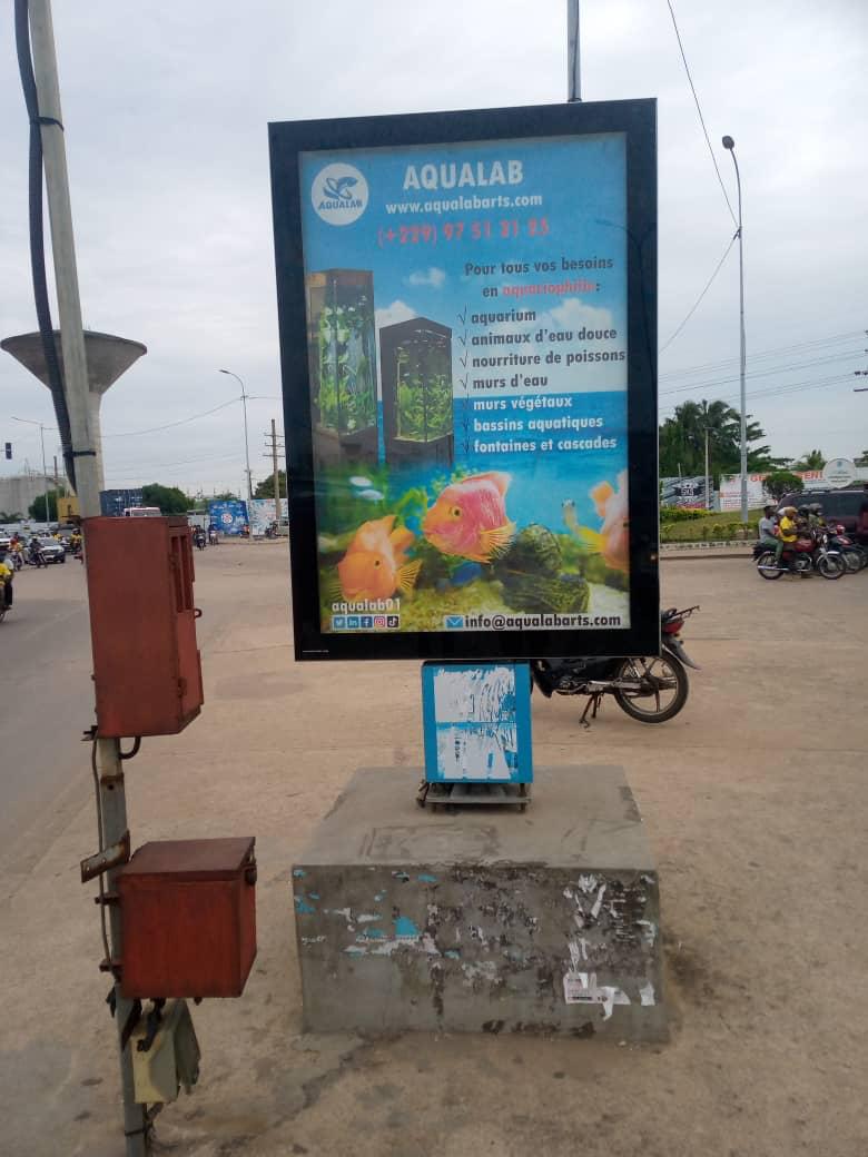 Aqualab01's tweet photo. Campagne Ville AQUALAB

#CampagneVille #Publicité #Portrait 

#Aqualab #BeninCouleur #Erevan https://t.co/B1asDOPg7S