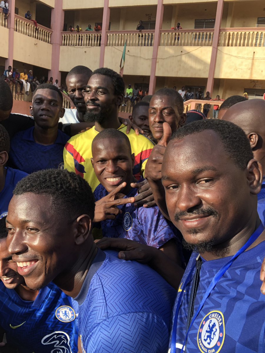 ChelseaMaliFC's tweet photo. MATCH DE GALA AVANT LA FÊTE DU TITRE DE CHAMPION D’EUROPE 2021👇🏾
#Chelsea_Fan_Club_Mali est revenu avec une victoire du match de Gala contre #CHERIFLA
#Amis_Chérif 0-1 #Chelsea_Fan
Adama Baya 27"⚽️ https://t.co/UJlEKUl3vJ