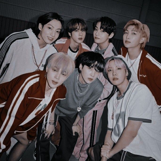 TaeTaeyu2's tweet photo. EXIGIMOS UNA DISCULPA

¡¡NO NOS CALLEMOS Y LEVANTEMOS LA VOZ!! 
┻━┻ミ＼(≧ﾛ≦＼)

#DisculpateMikeSilvero
#DisculpateABCCOLOR #ElRacismoNoEsLibertadDeExpresion
#RacismIsNotFreedomOfExpression #ApologizeABCCOLOR #Disculpate https://t.co/NxjUGoGNHG