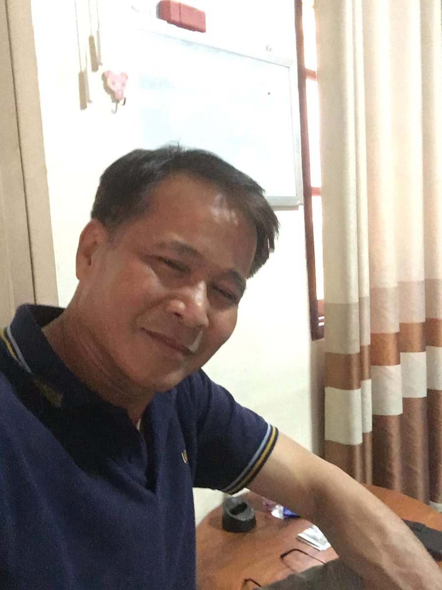 ໃຜຮູ້ຈັກລາວບອກແນ່