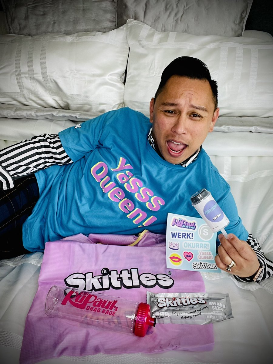 edgarjvidal's tweet photo. Happy Pride Month Ya’lls! @RuPaulsDragRace @Skittles #thewinnerscircle #dragrace #tastetherainbow https://t.co/ylvv4o1LFJ