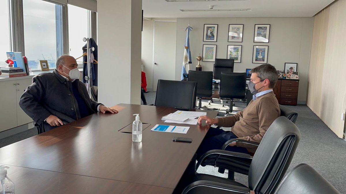 JuanManzurOK's tweet photo. Me encuentro en la Ciudad Autónoma de Buenos Aires, donde mantendré reuniones con diferentes autoridades nacionales. En uno de estos encuentros, evaluamos con el ministro de Turismo y Deportes, Matías Lammens, las obras ejecutadas en Tucumán así como nuevos proyectos. https://t.co/fVJsa5VDyV
