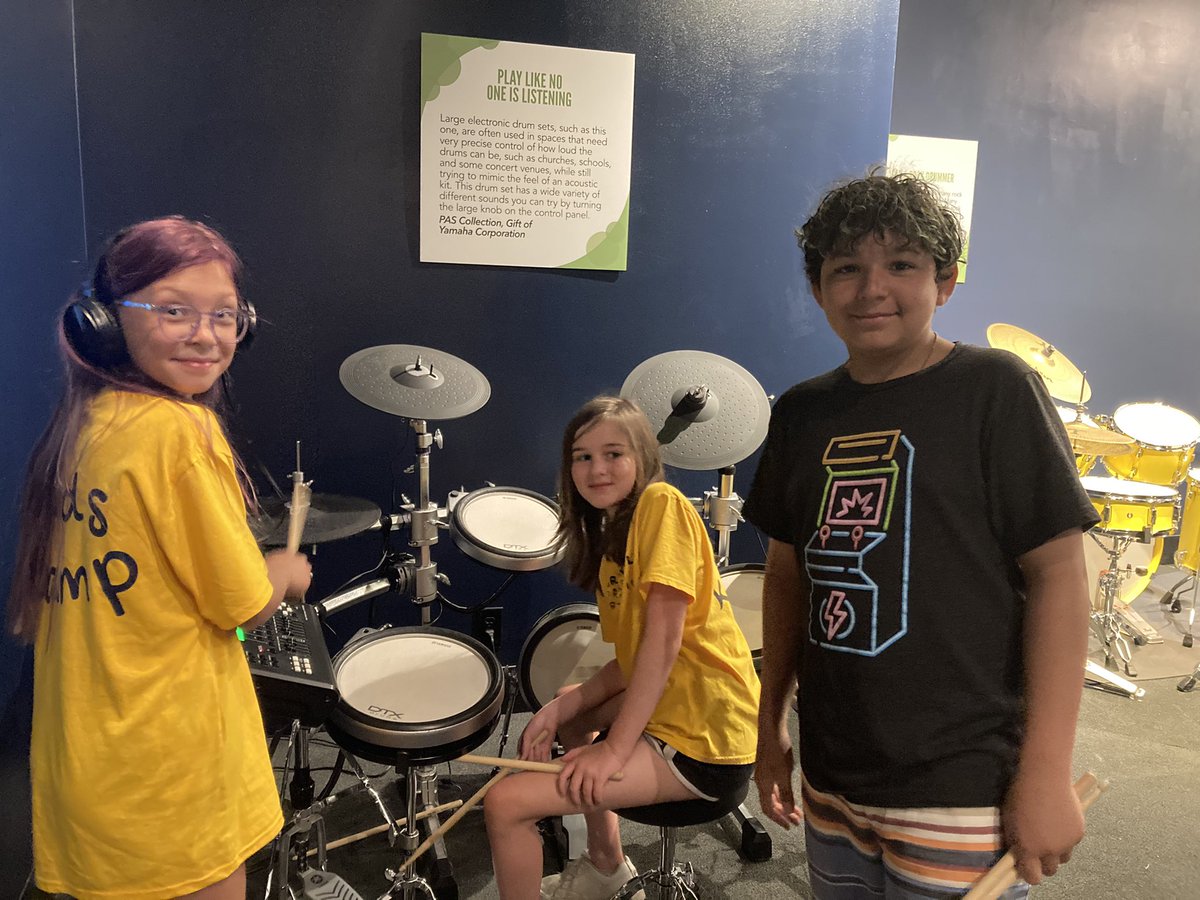 Kid_Kamp's tweet photo. We are at @RhythmDiscovery for today’s field trip!! Lots of music and fun! https://t.co/hrJhYlza4D