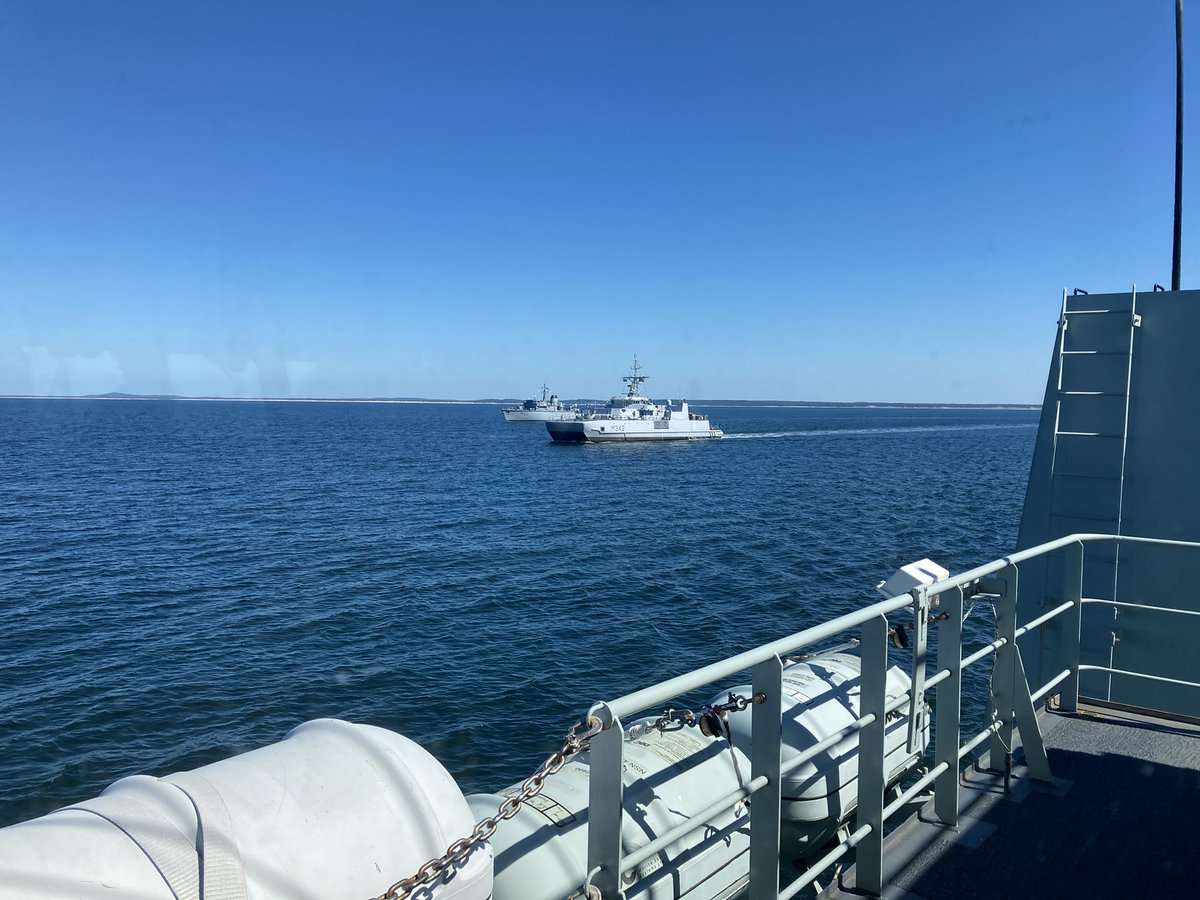 No exercise is complete without a 📷! Stay tuned for some great shots from the 🚁

This time featuring ships from
🇨🇦🇩🇪🇳🇴🇧🇪🇫🇷🇱🇹🇪🇪🇫🇮🇳🇱

#BALTOPS50
#StrongerTogether
#WeAreNato
#SNMCMG1

@SummersideCO @RCN_MARLANT @Cmdre_Feltham @RoyalCanNavy