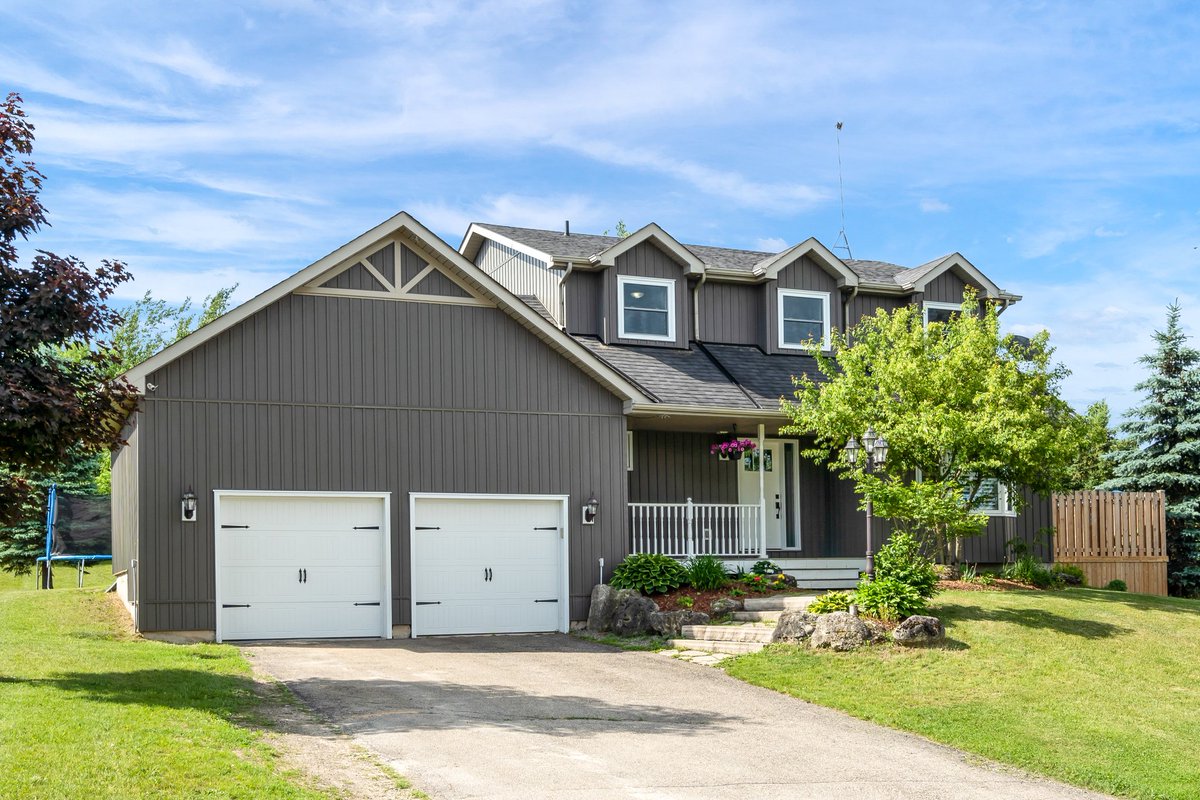 EVTorontoUptown's tweet image. *NEW TO MARKET: 42 St John St | Amaranth, ON | $1,089,000 | torontouptown.evrealestate.com/ListingDetails… #TorontoRealEstate #TorontoRealtor #EVTorontoUptown #Amaranth #Waldemar