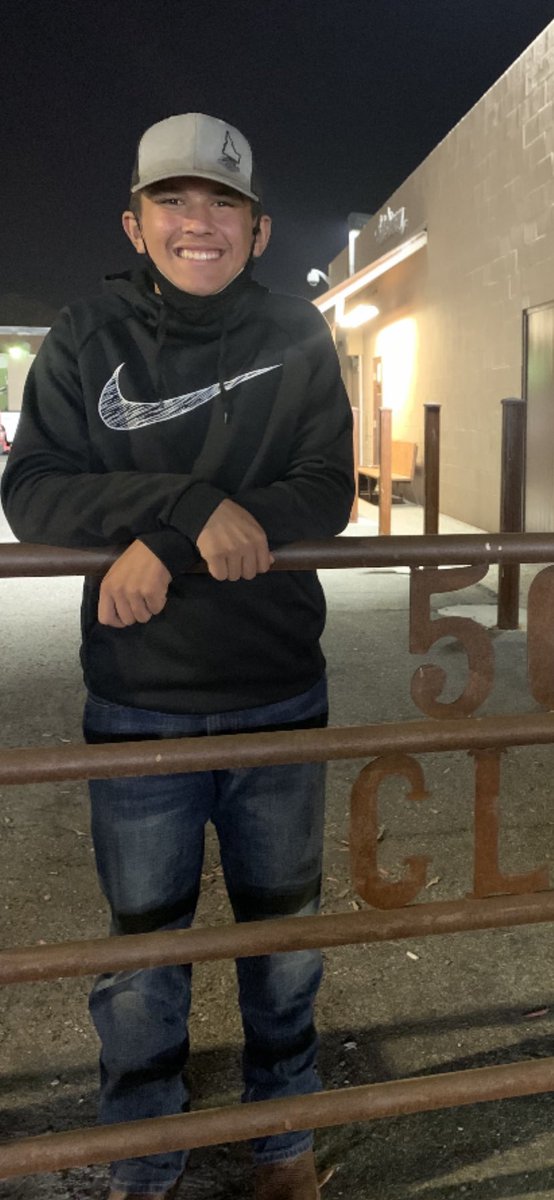_BigDaddy94's tweet photo. Happy 15th Birthday Cash! #myrighthandman https://t.co/1CmX59fh8n