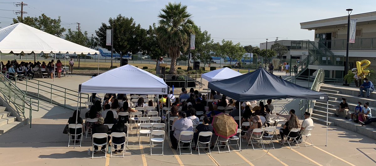 Morning of celebrations begins with @AcademyPowell! #proudtobelbusd <a href="/MSK8LBUSD/">Middle and K-8 Schools Office</a>