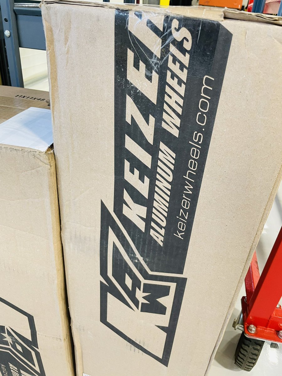 KeithKunz's tweet image. .@keizerwheels had my order sitting on dock the night of the fire, 3 weeks later they cleaned them up and repackaged them up and I received them this week, Thanks to Wade for the outstanding service.