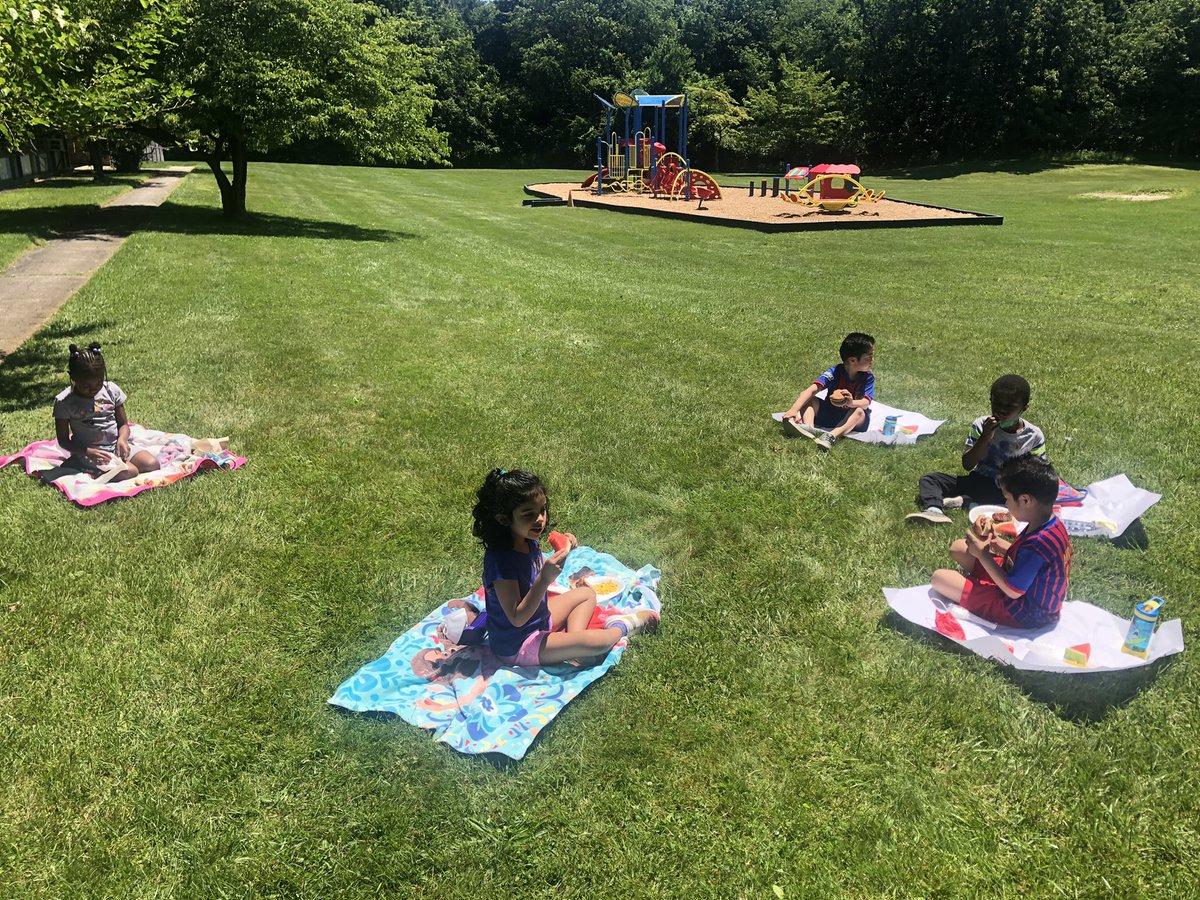 LFJ Kindergarten Team tweet media