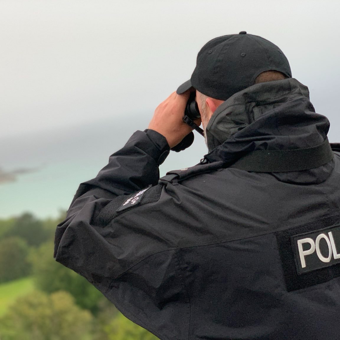 An operator who flew a drone over MI6 building in June 2020 has been prosecuted for 18 breaches under the then Articles 94 & 95. NPCC CUAS assisted with the investigation resulting in £5170 in costs, drone seized & Operator & Flyer ID rescinded by the @UK_CAA #OpForeverWing