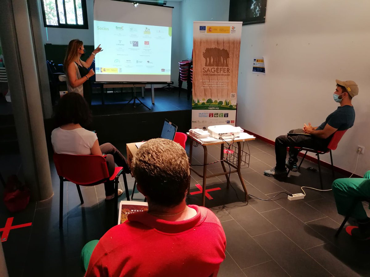 SAGEFER1's tweet photo. 😀La semana pasada estuvimos presentando algunas de nuestras conclusiones en #SAGEFER en Candeleda, #Ávila.

Entre ellas:
👉87% de las parcelas Candeleda son de menos de 1 ha
👉Importancia de la gestión en red e inversiones con alta rentabilidad https://t.co/cJw9Xpv0N7