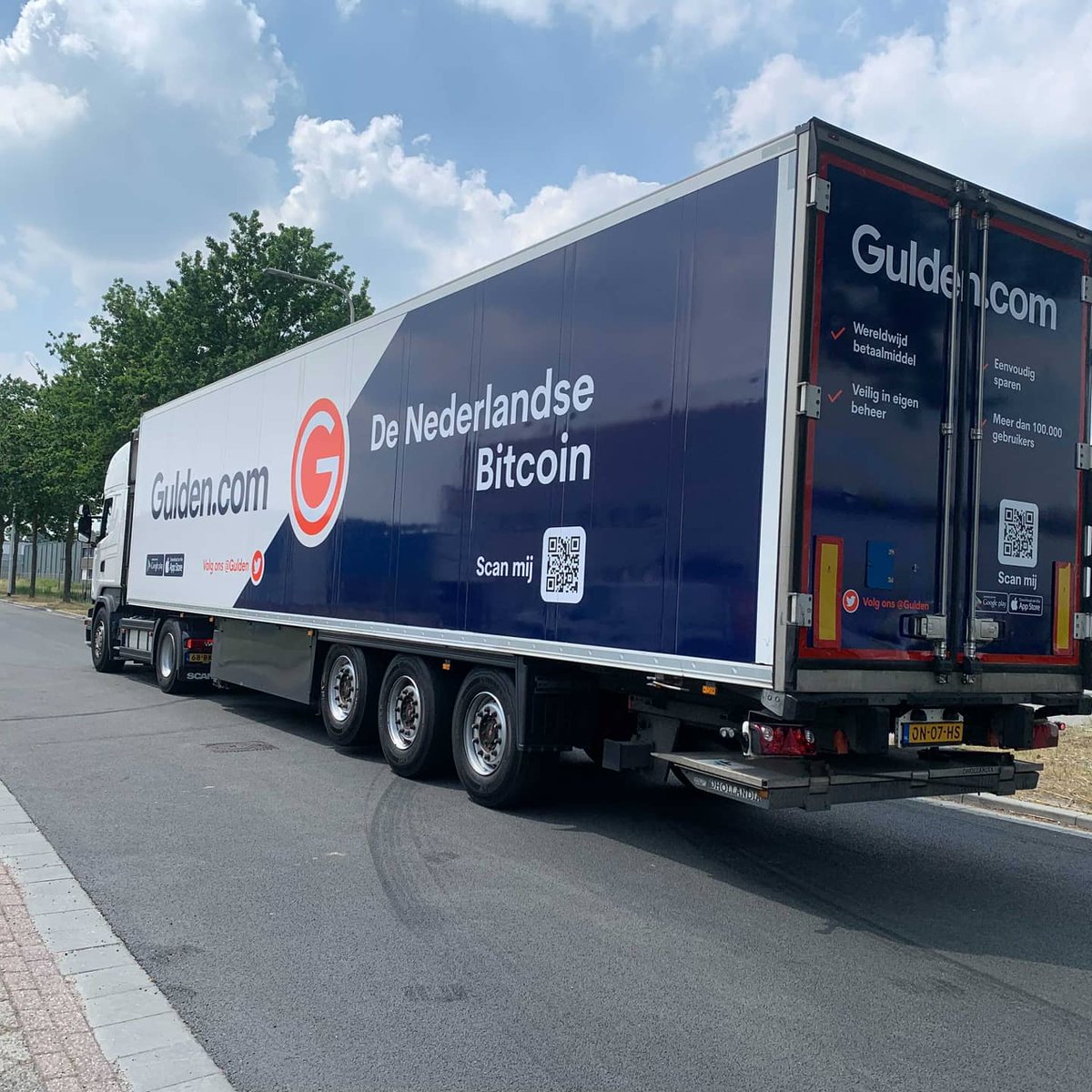 Guldencrypto's tweet photo. Vanaf nu rijd er ook een Gulden vrachtwagen
#vrachtwagen #Geld #gulden $NLG #blockchain #Crypto #Cryptocurency #NL #Netherlands https://t.co/wlsk5tHJDl