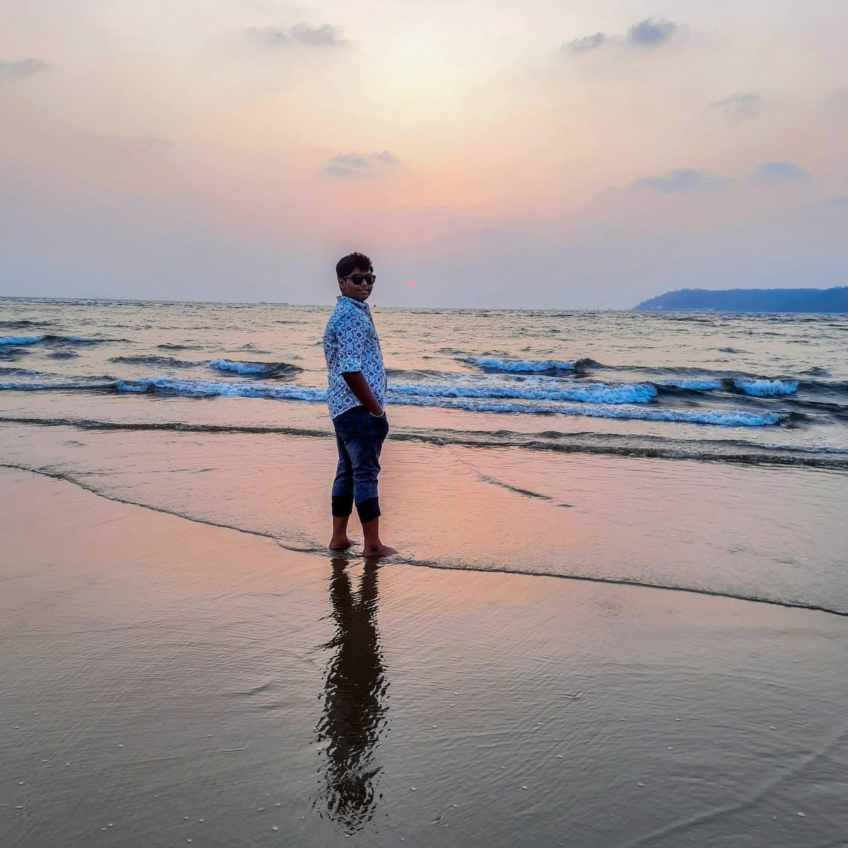 AniruddhaTabla's tweet photo. #NewProfilePic https://t.co/QqYgokz9jl