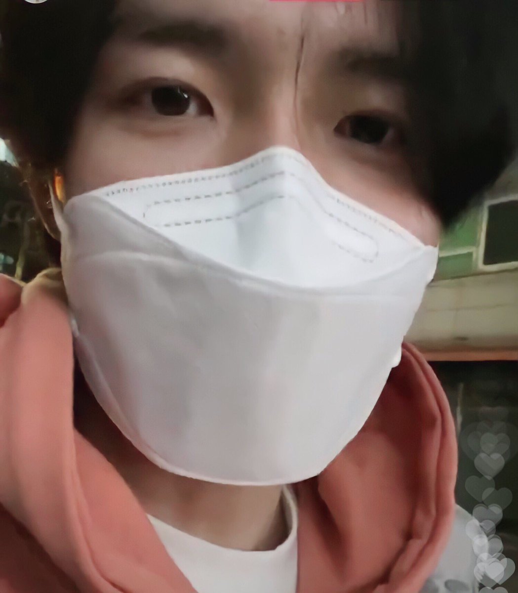 no_on0527's tweet photo. เล่นหน่อยไม่งั้นแม่ไม่ยอมวาง 💜💜
#WINDSELCADAY https://t.co/tPcVJcOEe6