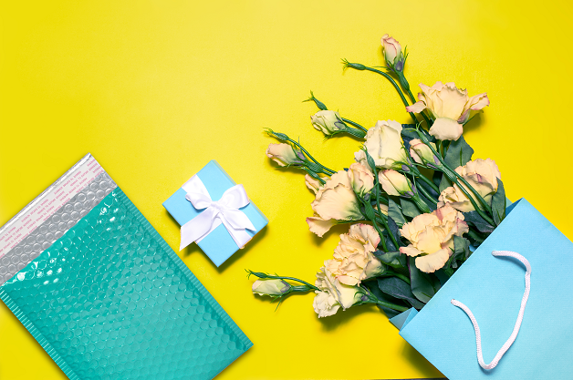 Did you know that 61% say they are much more likely to repeat purchase a luxury product if it came in premium #packaging? 
Make a good first impression: bit.ly/2TzMmZW