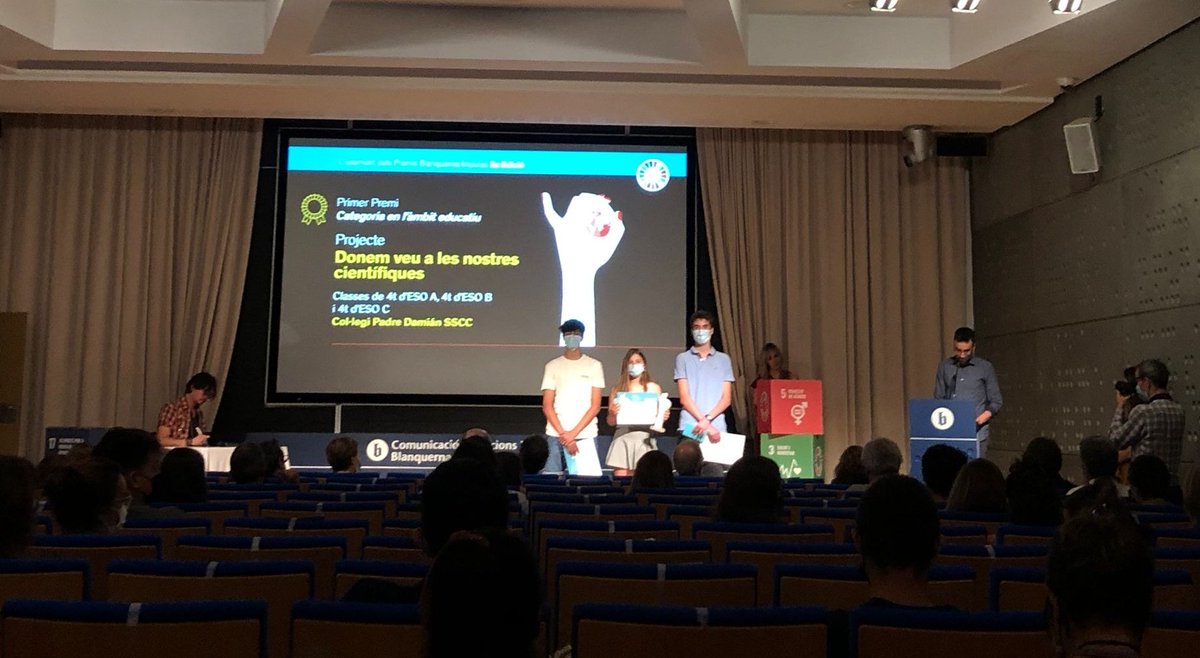BlanquernaFPCEE's tweet photo. Enhorabona als guanyadors en l'àmbit #educatiu dels #PremisBlanquernaImpulsa 👏👏

🥉 "ECO-CAR" de @salesianssarria
🥈 "Igualtat de gènere" de @InstitutGiola 
🥇"Donem veu a les nostres científiques" del @PadreDamianSSCC https://t.co/FCxXqzCNU5