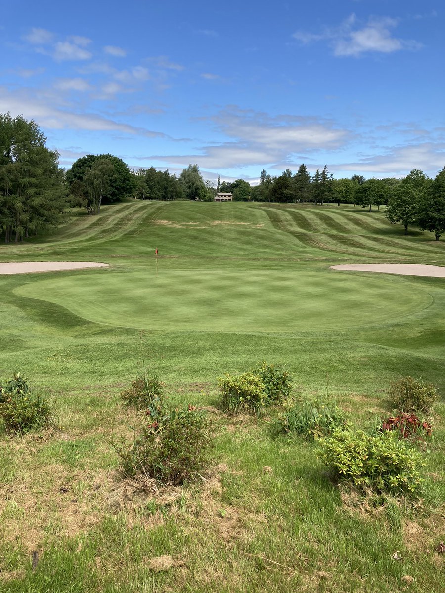 Lomas2Phil's tweet photo. Perfect weather and the course looking in great condition for a very productive day @rochdalegcgreen undertaking a course walk and carrying out assessments #greenkeepingapprenticeships @OldhamCollege https://t.co/LWkmgqWZzT
