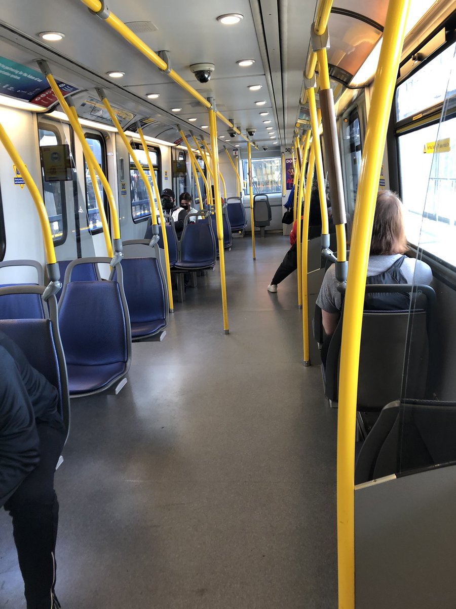 JMFletch9's tweet image. Feels so good to be back on transit. Reliable, comfortable, clean, stress-free, great service #TransLink #SkyTrain #CMBC