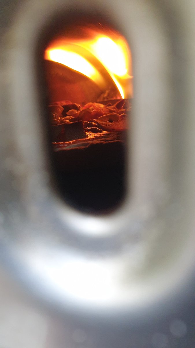 t3migo's tweet photo. Ooni Time! #ooni
I seem to have mastered the oven this year #perfectpizza#pizza#ooni https://t.co/pRHsGBs3TS