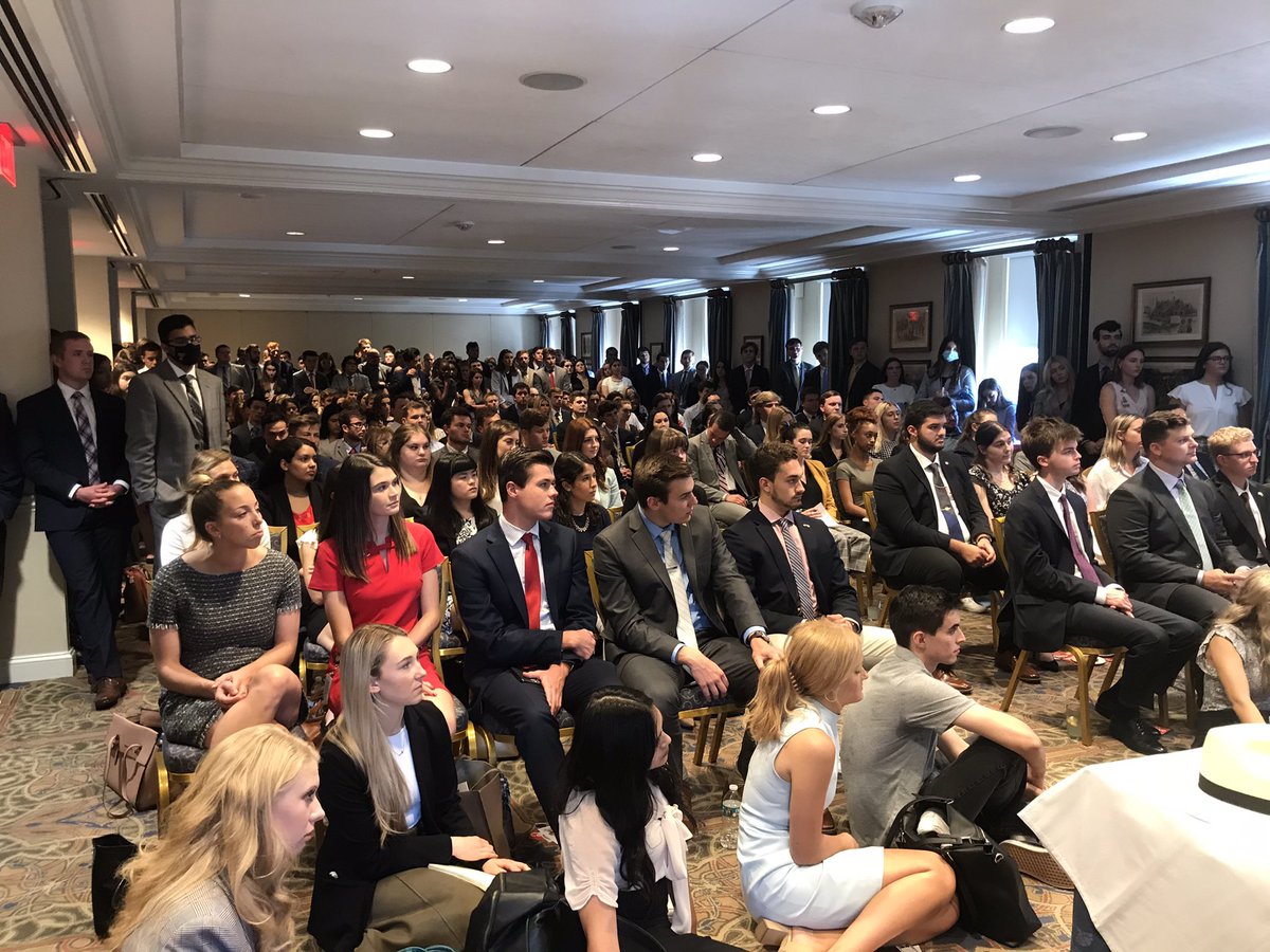 kara_kirsten's tweet photo. These young conservatives are PUMPED to join @YAF at our standing-room-only Reagan Forum today! #UpgradeToYAF https://t.co/z2OBcQgGez