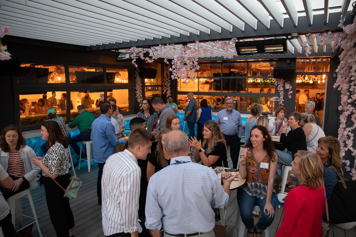 obunews's tweet photo. We had a wonderful time last night with OBU alumni and friends during our reception at The Hampton Social. Thank you to our sponsors, Oklahoma Baptists and WatersEdge, and to all who came to the event. Zip! Bang! OBU! #obusbc21 #sbc21 #obubison #obufutureshapers https://t.co/No5acdmJU6