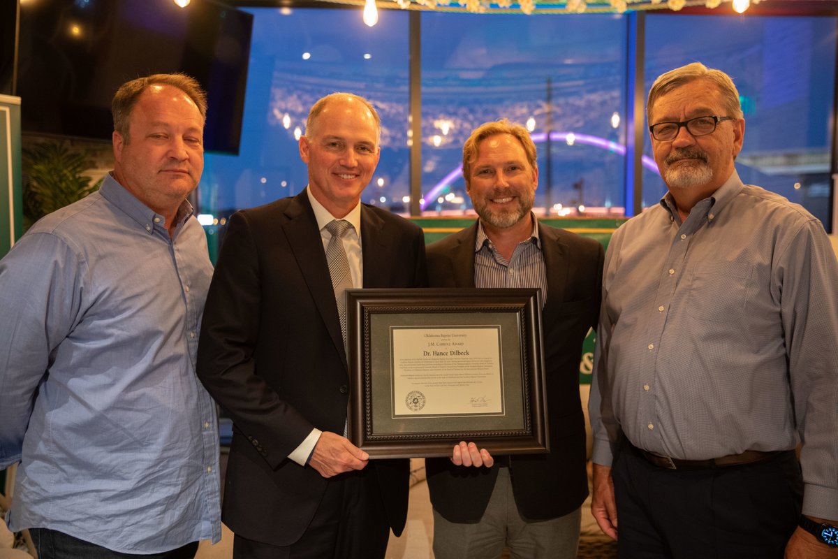 obunews's tweet photo. We had a wonderful time last night with OBU alumni and friends during our reception at The Hampton Social. Thank you to our sponsors, Oklahoma Baptists and WatersEdge, and to all who came to the event. Zip! Bang! OBU! #obusbc21 #sbc21 #obubison #obufutureshapers https://t.co/No5acdmJU6