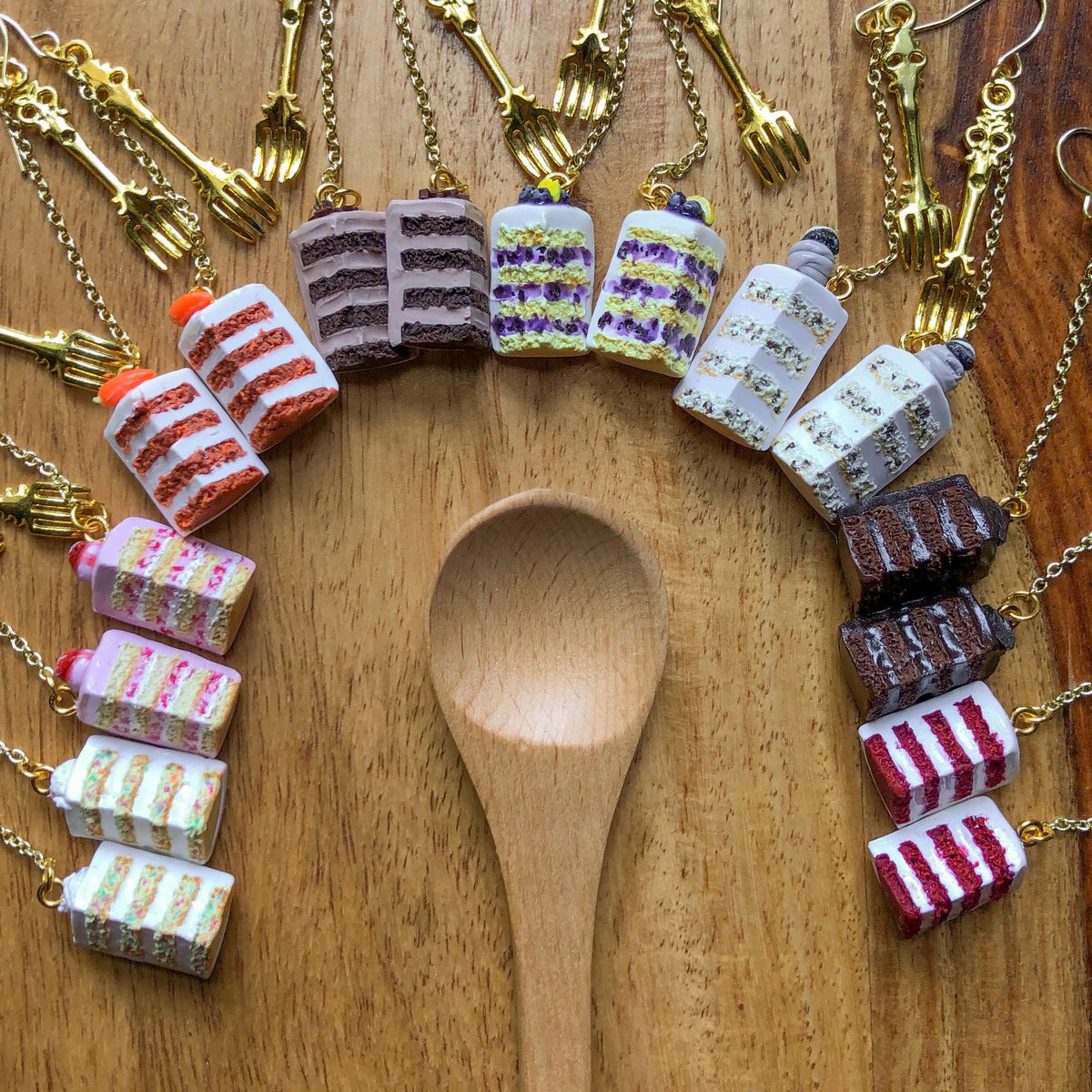 etherealartiste's tweet image. i made my first ever earrings! care for a slice of cake? 🍰✨