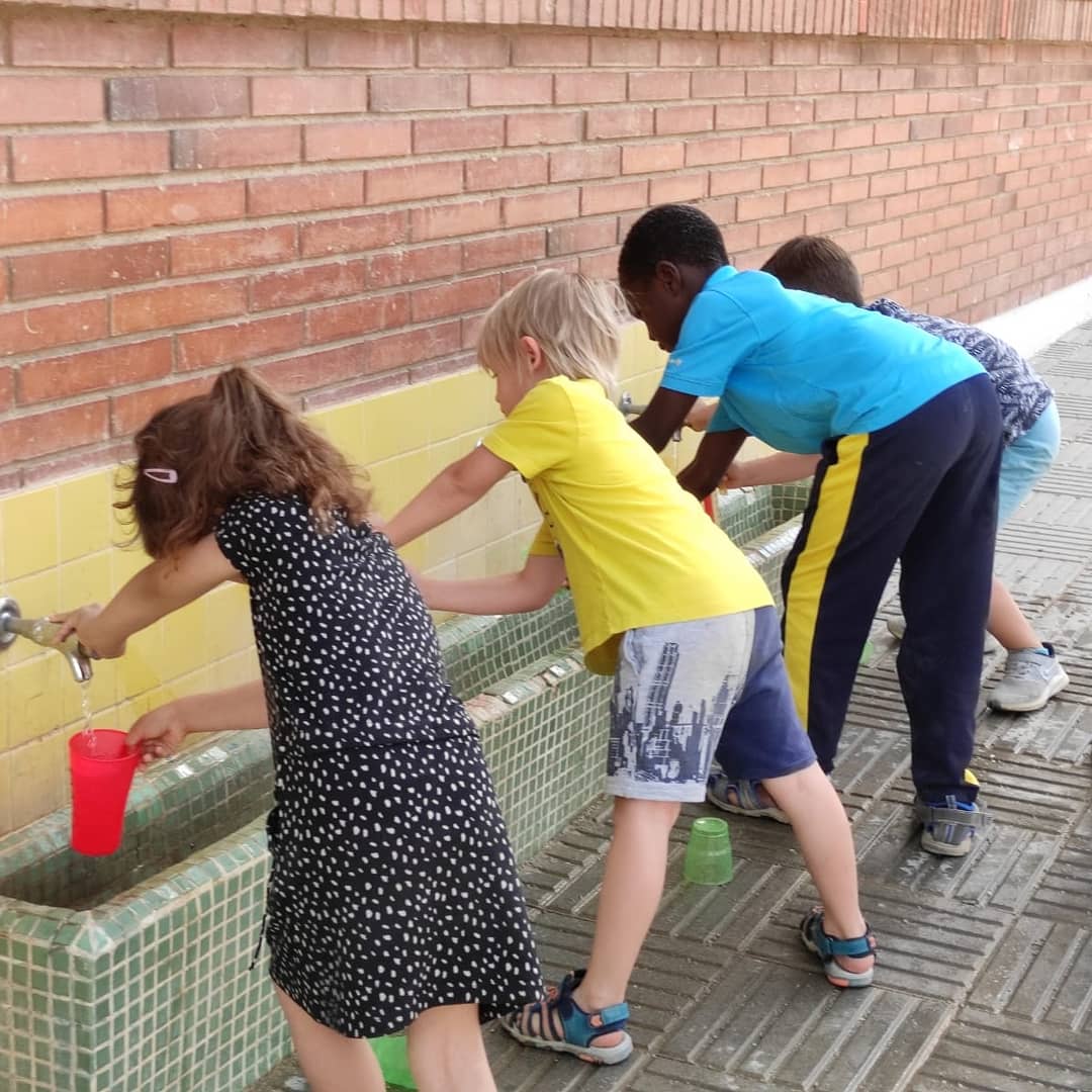 amparc_igualada's tweet photo. Avui els nens i nenes d'Educació Infantil de l'escola s'ho han passat genial fent una gimcana amb unes proves ben originals i divertides!!!
#escolaramoncastelltort #ramoncastelltort #AFARamonCastelltort #AFARC #escolapublica #igualada https://t.co/9yC7t0Vpxy