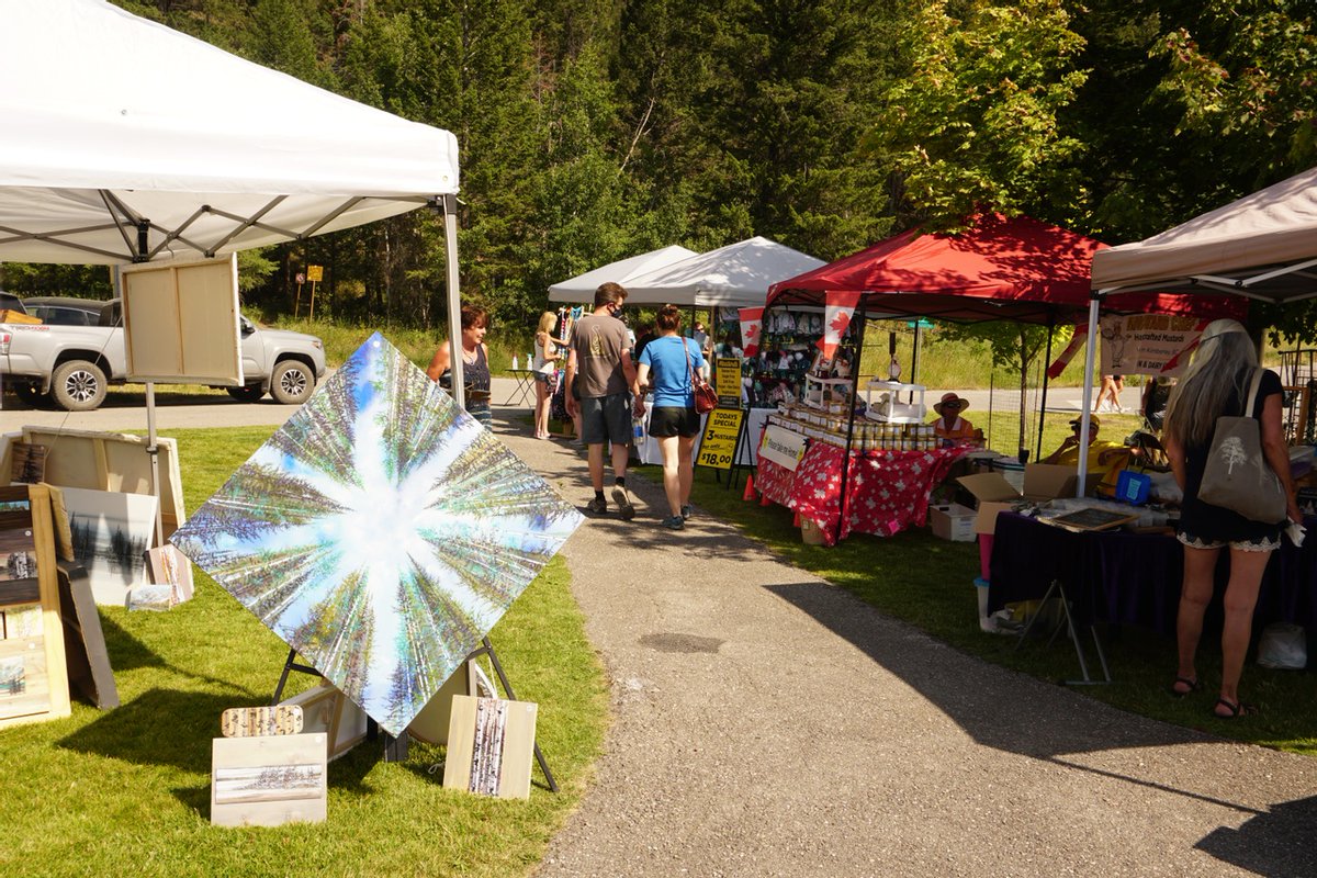 Tourism_Radium tweet picture