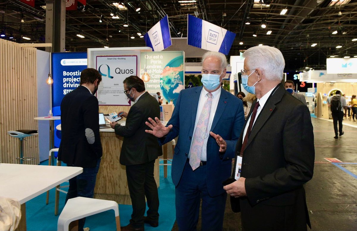 CCI_Paris_IdF's tweet image. Ce matin, en compagnie de notre pdt @didier_kling , @alaingriset , ministre délégué aux #PME ,  s'arrêtent sur notre stand (J15) à #ViVAtech2021 et échangent longuement avec les #startuppers que nous accompagnons / hébergeons
#innovation #tech #startups