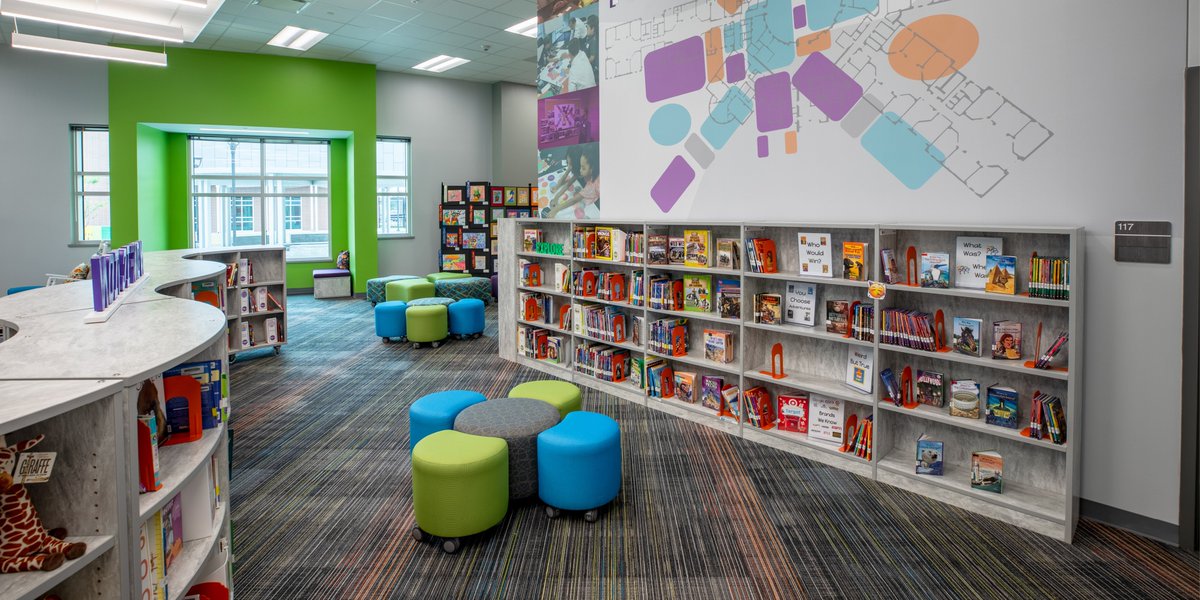 ibigroup's tweet photo. Our Interiors team worked with @KleinISD to create custom graphics for Fox Elementary school in #Texas, contributing to wayfinding, and creating an environment that celebrates #science, #technology, #engineering and #mathematics. #IBIProjects #IBILearning #STEM https://t.co/IrulJTqLRy